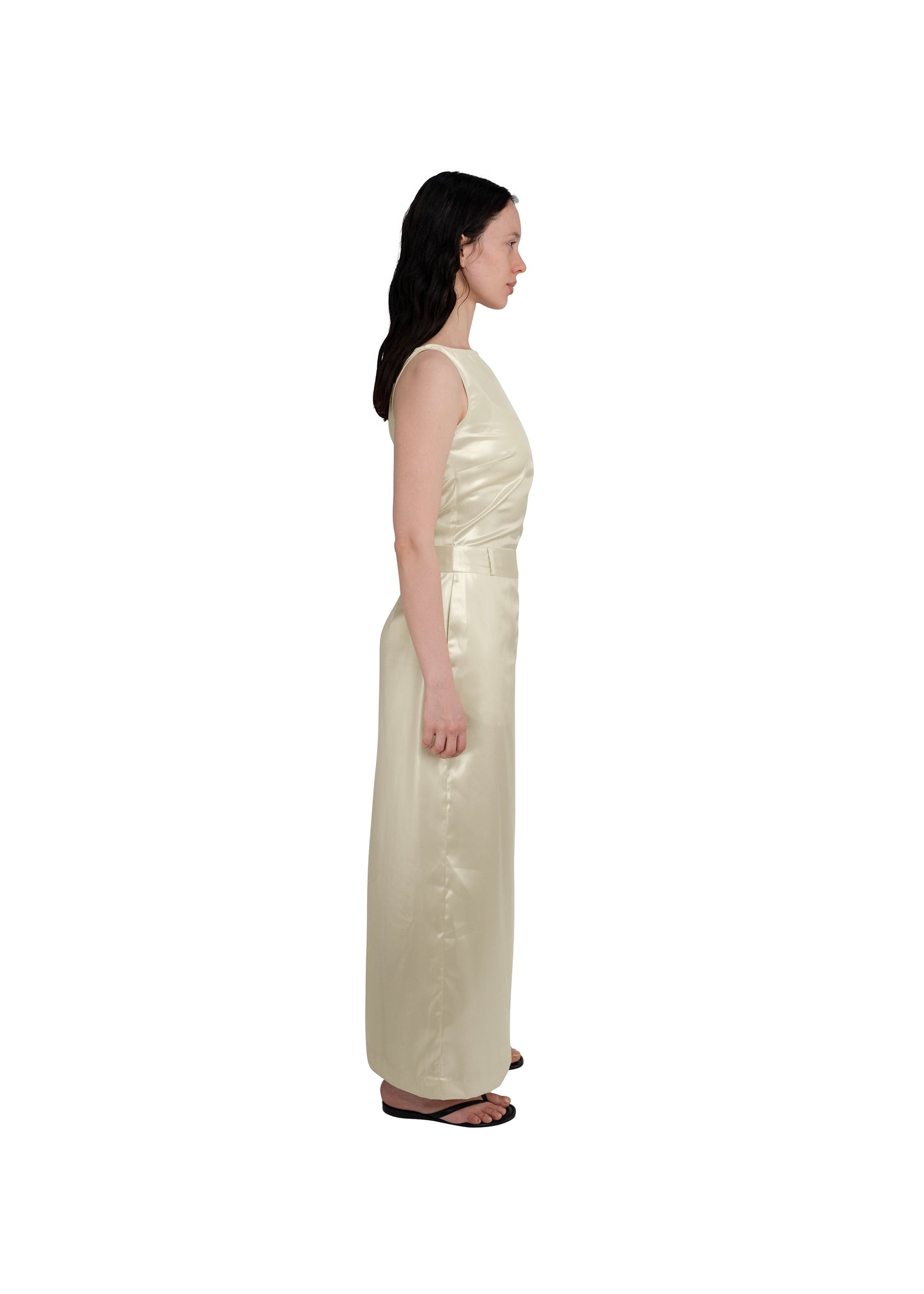 LONG LOOP DRESS IN PEARL