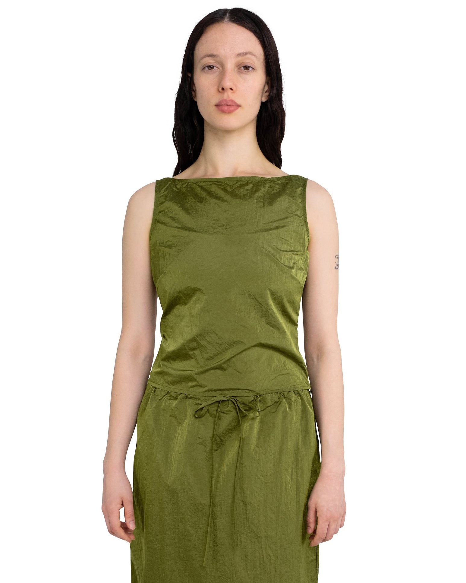 BOATNECK TOP IN OLIVE