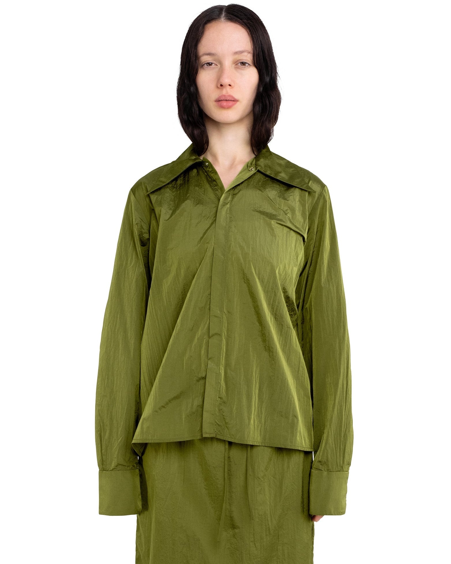 SNAP DOWN SHIRT IN OLIVE