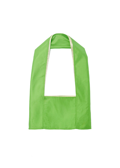 REVERSIBLE FLAT CROSSBODY BAG IN LIMEADE / PEARL