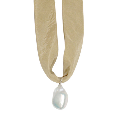 NST X COA TAN NECKLACE WITH WHITE PEARL