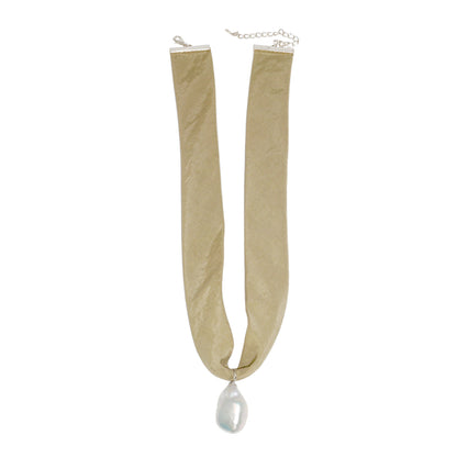 NST X COA TAN NECKLACE WITH WHITE PEARL